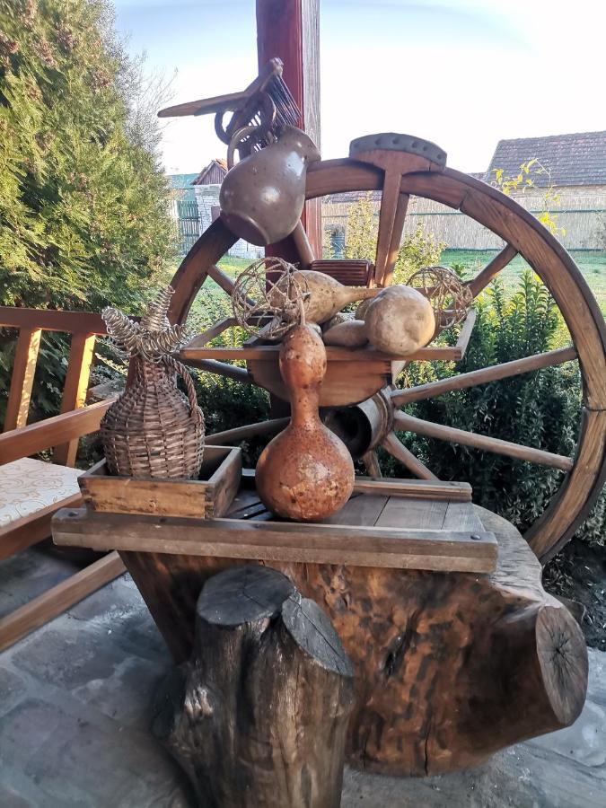 Etno Kuca Teodora Bed & Breakfast Stajicevo Eksteriør bilde